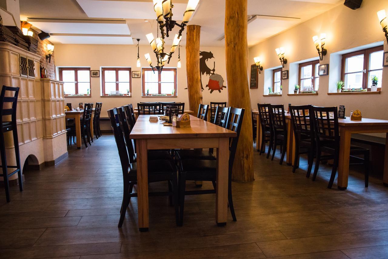 Landhotel Im Hexenwinkel Wiernsheim Eksteriør bilde